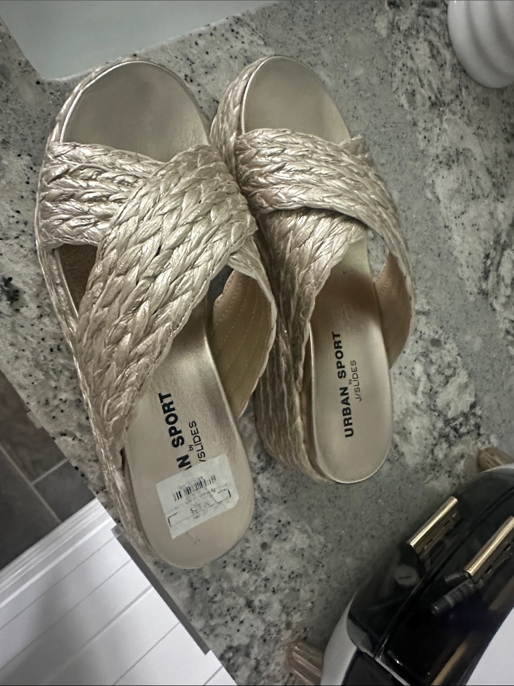 NEW J/SLIDES Metallic Braided Slide Sandals in Champagne Gold - Picture 5 of 5